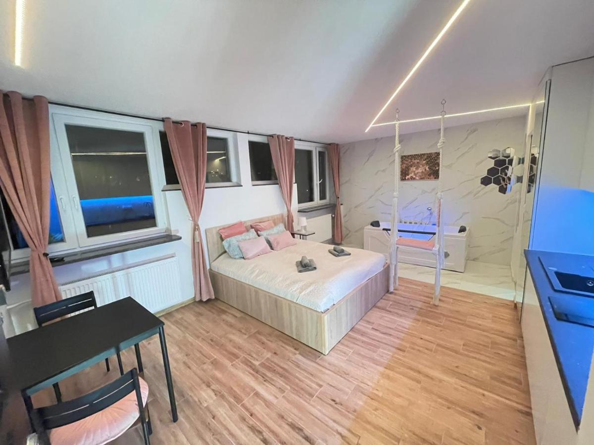 Yourapart Jacuzzi Przy Zamku Krolewskim Warschau Buitenkant foto