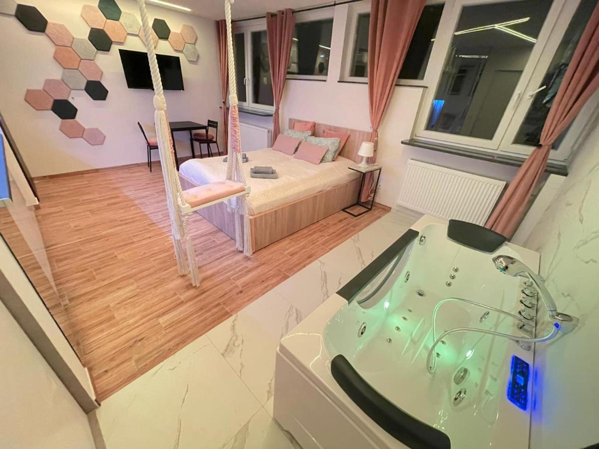 Yourapart Jacuzzi Przy Zamku Krolewskim Warschau Buitenkant foto